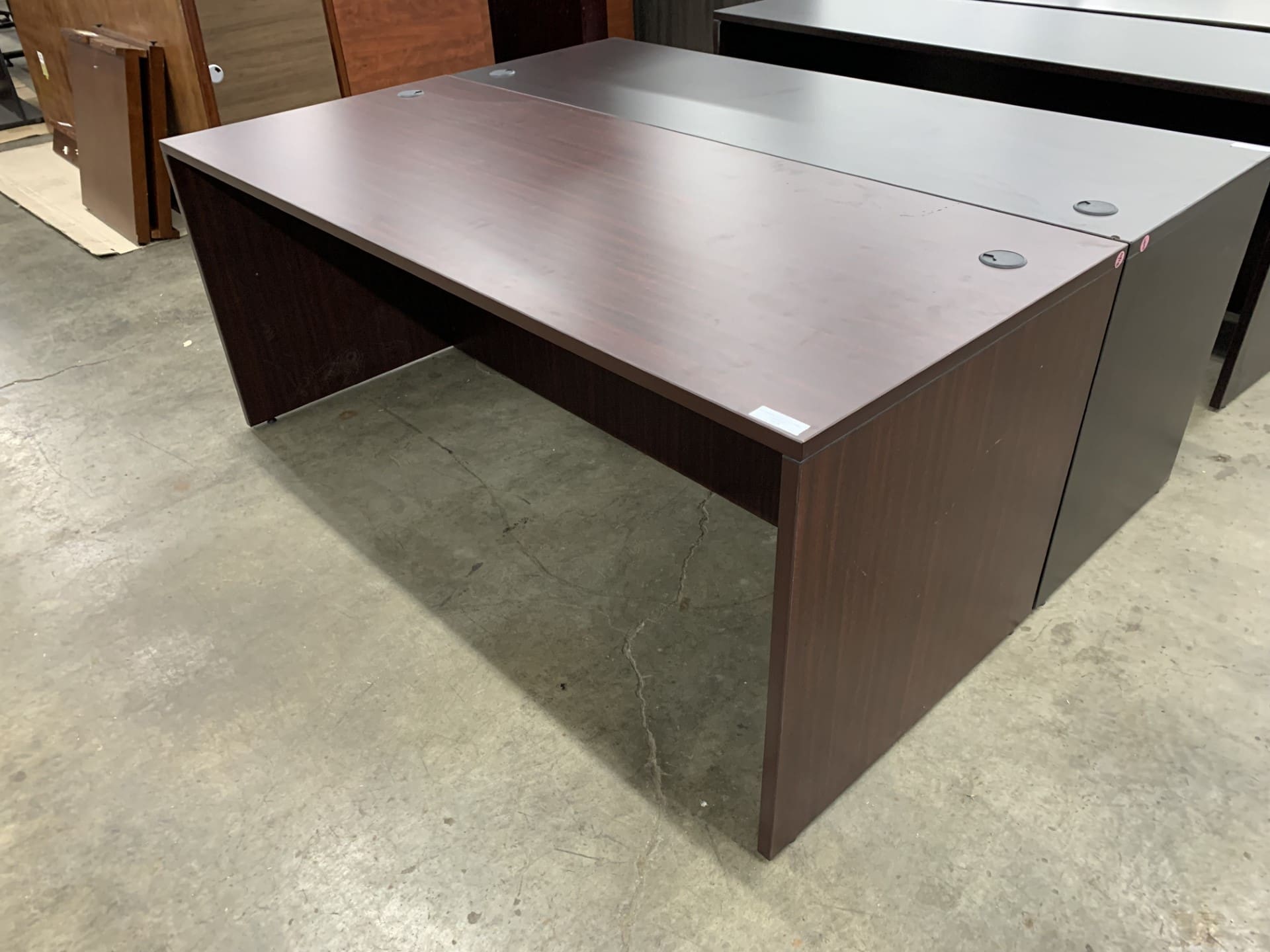 Pre-Owned 71″ X 30″ Desk Shell Image